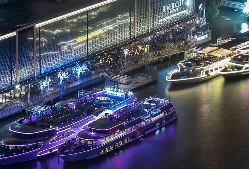 Grand Pearl Dinner Cruise in Bangkok 1