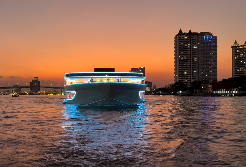 Речной круиз с ужином «Роял Галакси» в Бангкоке 1